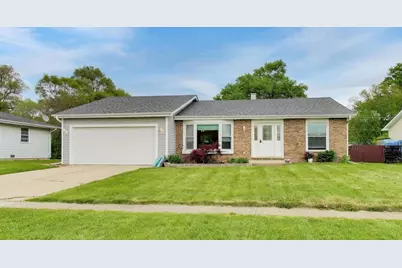 1410 N Scully Drive, McHenry, IL 60050 - Photo 1