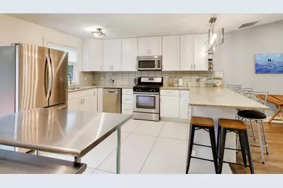 1410 N Scully Drive, McHenry, IL 60050 - Photo 10
