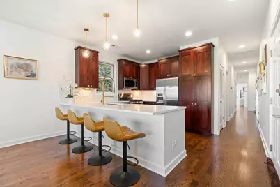1425 W Grand Avenue #3E, Chicago, IL 60642 - Photo 4