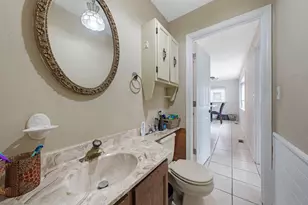 602 Bluff Ct, Streamwood, IL 60107 - Photo 10