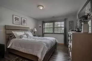 591 Sussex Ct, Elk Grove Village, IL 60007 - Photo 18