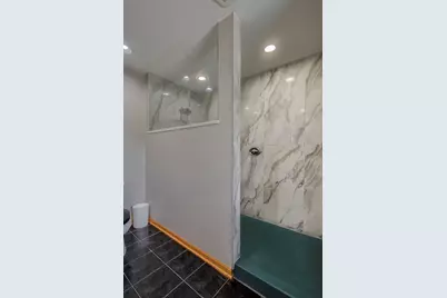591 Sussex Court, Elk Grove Village, IL 60007 - Photo 14