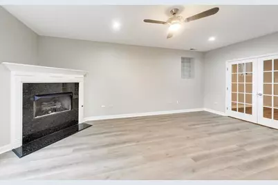 2031 W Augusta Boulevard #1, Chicago, IL 60622 - Photo 14