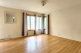 1462 Willow Ave, Des Plaines, IL 60016 - Photo 2