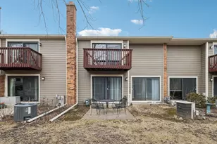 105 W Dover Dr, Mount Prospect, IL 60056 - Photo 38