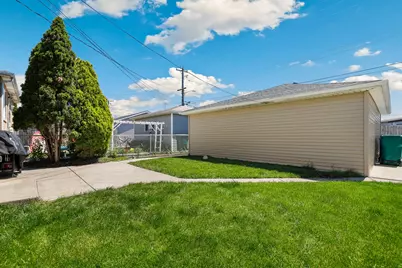 6117 W 83rd Street, Burbank, IL 60459 - Photo 20