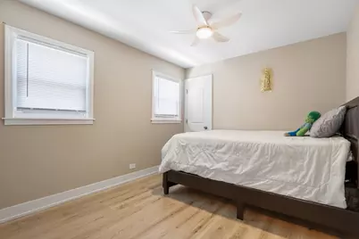 6117 W 83rd Street, Burbank, IL 60459 - Photo 8