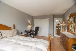 6833 N Kedzie Ave, Chicago, IL 60645 - Photo 8
