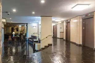 6833 N Kedzie Ave, Chicago, IL 60645 - Photo 12