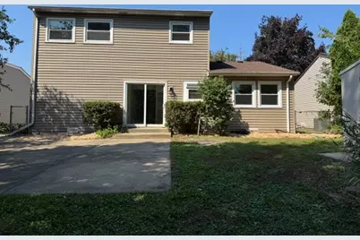 237 W Lakeside Drive #0, Vernon Hills, IL 60061 - Photo 10