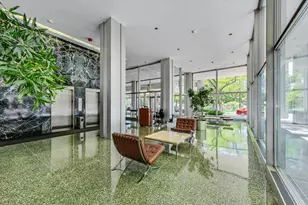 2400 N Lakeview Ave, Chicago, IL 60614 - Photo 4
