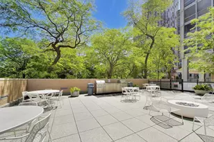 2400 N Lakeview Ave, Chicago, IL 60614 - Photo 22