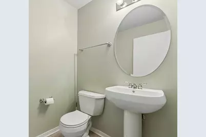 974 W 35th Place #202, Chicago, IL 60609 - Photo 18