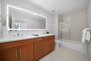850 N Lake Shore Dr, Chicago, IL 60611 - Photo 16