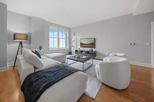 850 N Lake Shore Dr, Chicago, IL 60611 - Photo 12