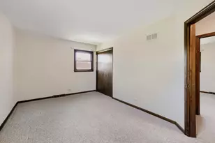 1111 W Ash Dr, Mount Prospect, IL 60056 - Photo 34