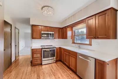 1111 W Ash Drive, Mount Prospect, IL 60056 - Photo 6