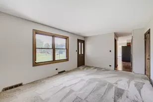 1111 W Ash Dr, Mount Prospect, IL 60056 - Photo 28
