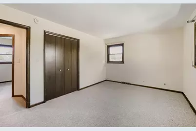 1111 W Ash Drive, Mount Prospect, IL 60056 - Photo 32