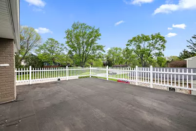 765 W Bayer Drive, Palatine, IL 60067 - Photo 36