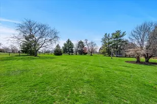 2405 Steeplechase Ln, Spring Grove, IL 60081 - Photo 52
