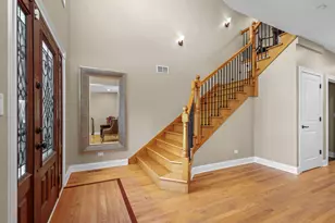 267 9th St, Wheeling, IL 60090 - Photo 4