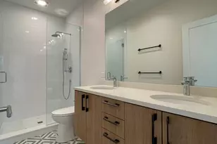 6320 S Champlain Ave, Chicago, IL 60637 - Photo 6