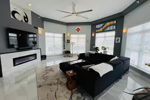 40 E Northwest Hwy, Mount Prospect, IL 60056 - Photo 2