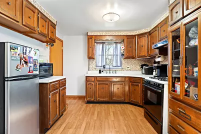 13451 S Avenue K, Chicago, IL 60633 - Photo 4