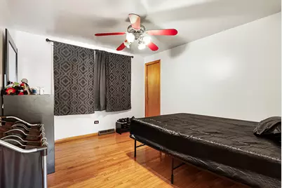 13451 S Avenue K, Chicago, IL 60633 - Photo 6