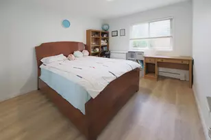 10385 Dearlove Rd, Glenview, IL 60025 - Photo 10