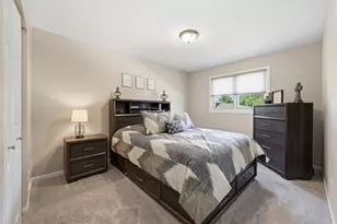 16450 Cherry Hill Ave, Tinley Park, IL 60487 - Photo 10