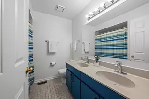 1631 Terri Cir, Naperville, IL 60563 - Photo 20