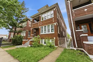 1605 S 49th Ct, Cicero, IL 60804 - Photo 2
