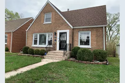 9825 S Avalon Avenue, Chicago, IL 60628 - Photo 2