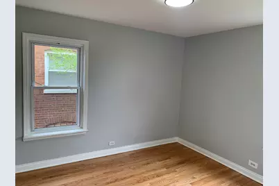 9825 S Avalon Avenue, Chicago, IL 60628 - Photo 6