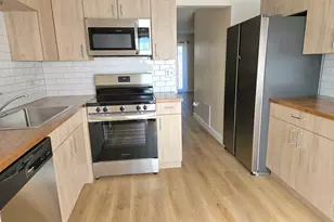 5502 Tinder Dr, Rolling Meadows, IL 60008 - Photo 8