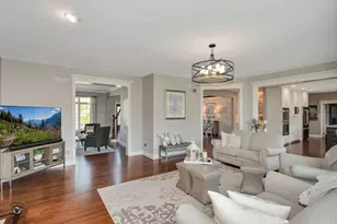 10829 Warwick Ln, Orland Park, IL 60462 - Photo 4