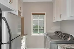 10829 Warwick Ln, Orland Park, IL 60462 - Photo 14