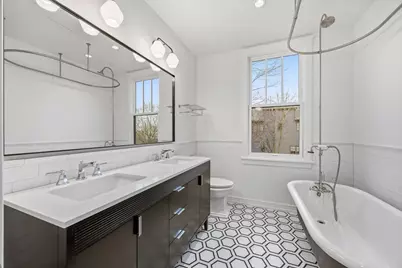 3902 N Hamilton Avenue, Chicago, IL 60618 - Photo 52