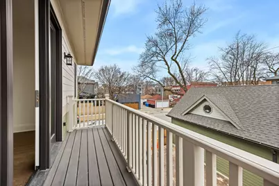 3902 N Hamilton Avenue, Chicago, IL 60618 - Photo 44