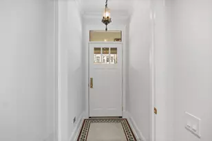 3902 N Hamilton Ave, Chicago, IL 60618 - Photo 4