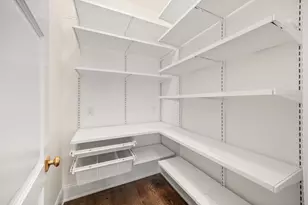 3902 N Hamilton Ave, Chicago, IL 60618 - Photo 18