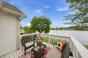 2714 Lake Shore Dr, Joliet, IL 60431 - Photo 6