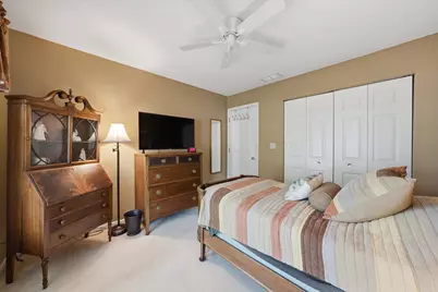 2714 Lake Shore Drive, Joliet, IL 60431 - Photo 20