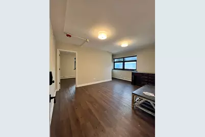 1545 Waukegan Road #2-1, Glenview, IL 60025 - Photo 4