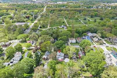 922 Douglas Avenue, Aurora, IL 60505 - Photo 34