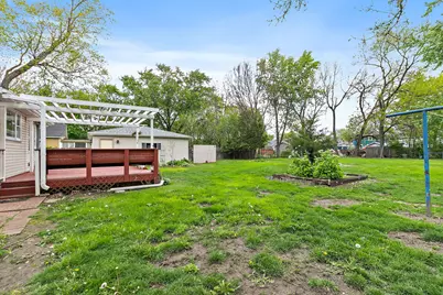 922 Douglas Avenue, Aurora, IL 60505 - Photo 26