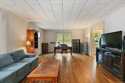 922 Douglas Avenue, Aurora, IL 60505 - Photo 4