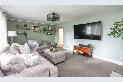 540 Jonette Avenue, Bradley, IL 60915 - Photo 4